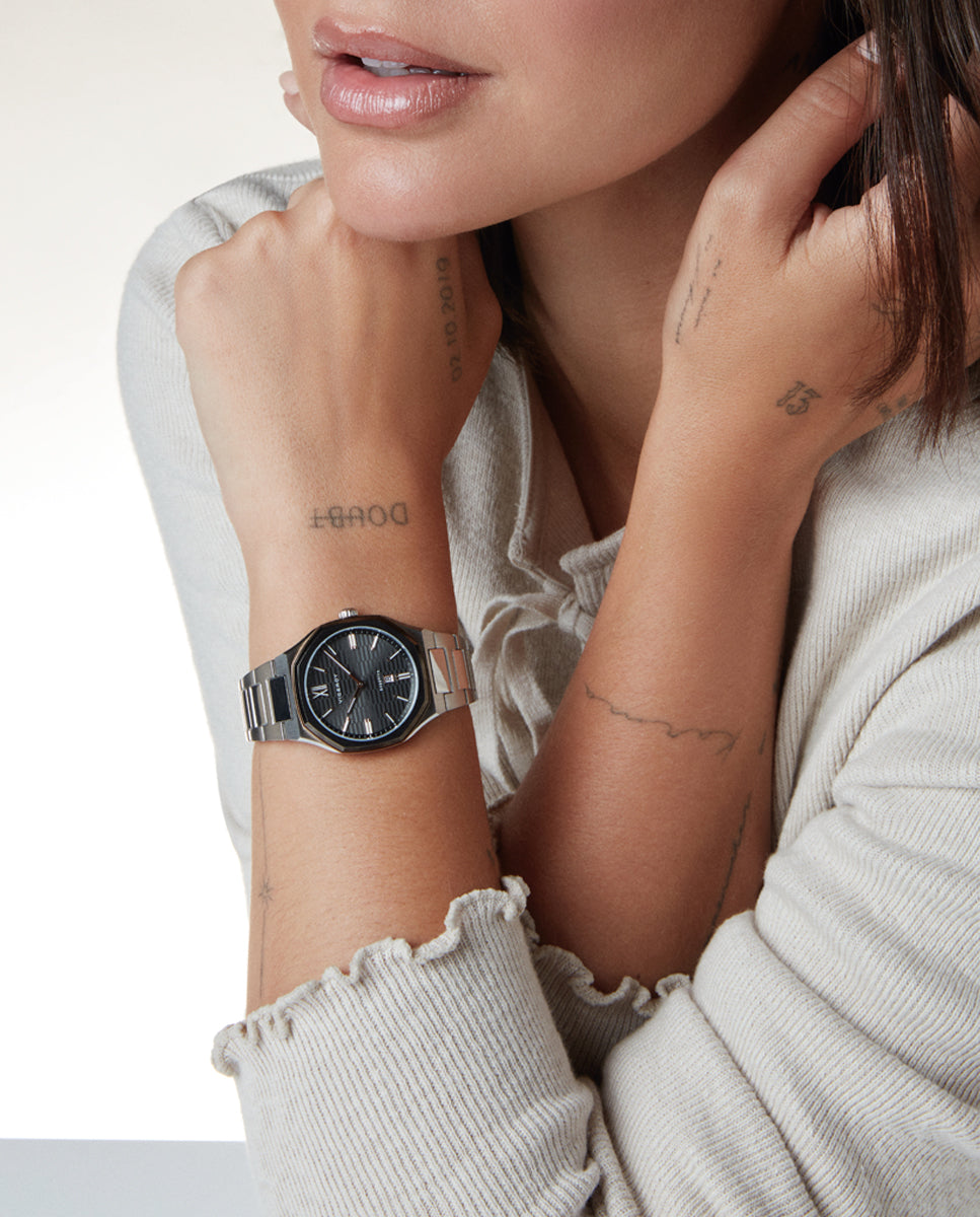 VICEROY Reloj Laura Escanes Caja de Acero con Doble Bisel en IP Gris y Rosa