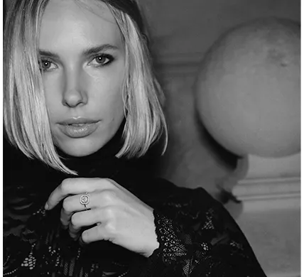 Pendientes Le Carré OCTO oro blanco 18K con diamantes GB178OB00