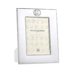 Marco Iniciales Pedro Durán plateado para foto 07500607